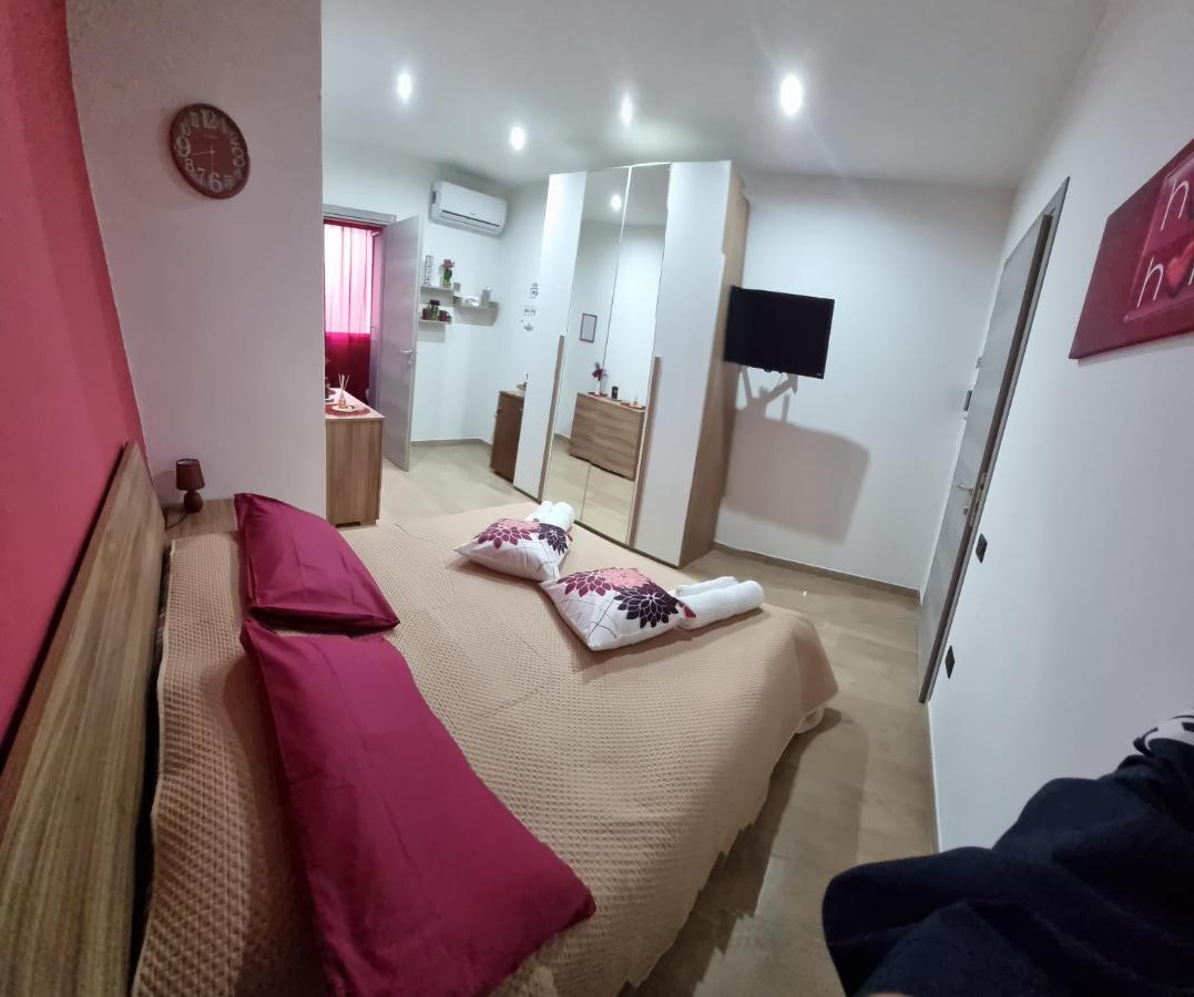 Affittacamere A Casa Di Lina Olbia