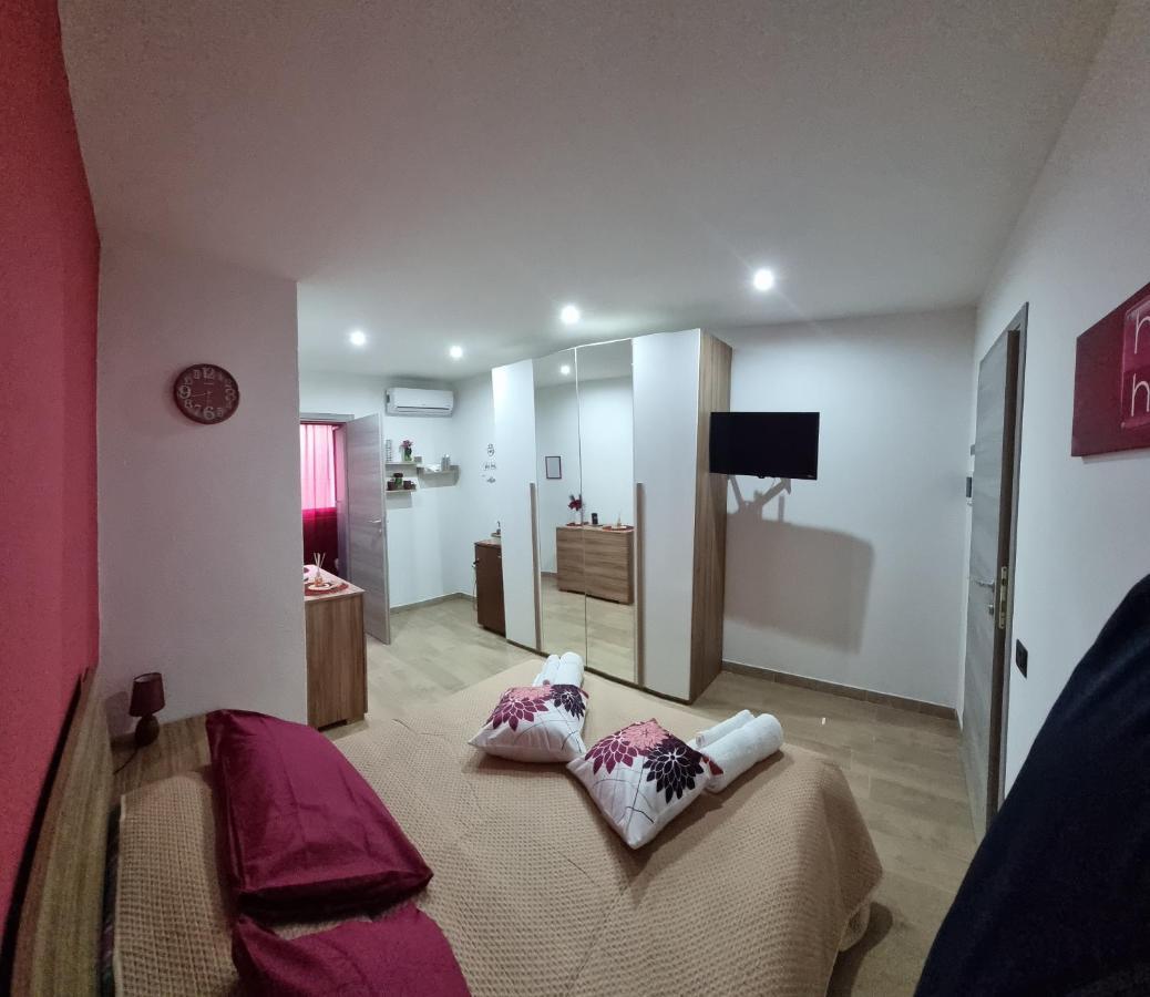 Affittacamere A Casa Di Lina Olbia